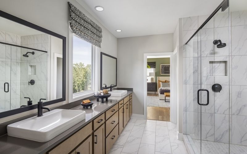 Mẫu lavabo trên bàn sáng tạo cho nhà vệ sinh Tân cổ điển