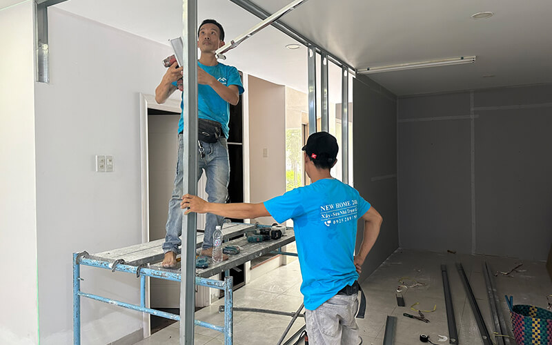 Xác định vị trí thi công vách thạch cao