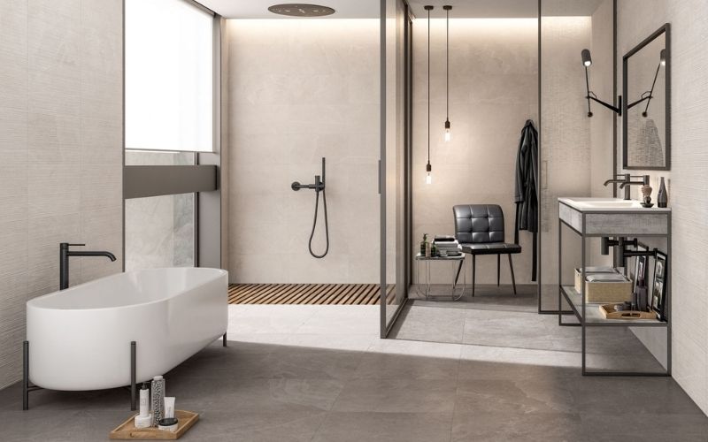 Thiết kế phòng tắm hiện đại dùng vách kính ngăn không gian hiệu quả