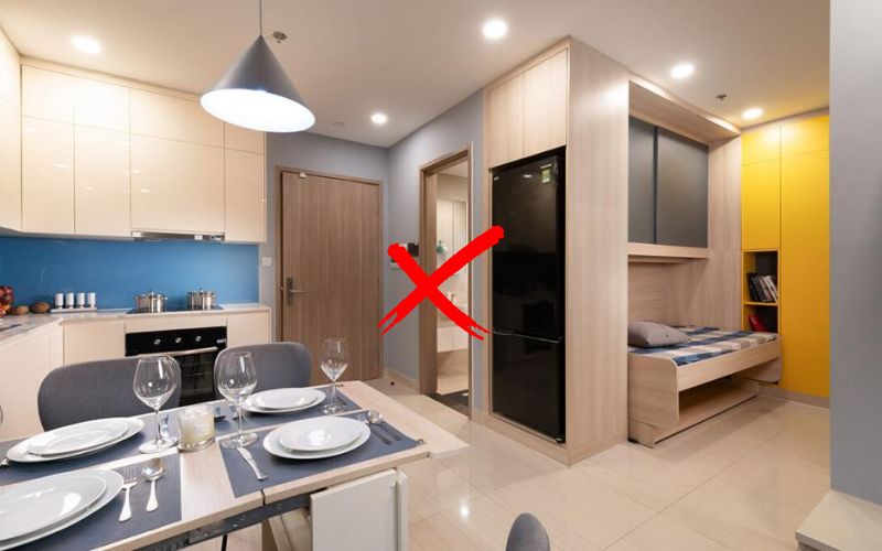Không nên đặt bếp đối diện nhà vệ sinh