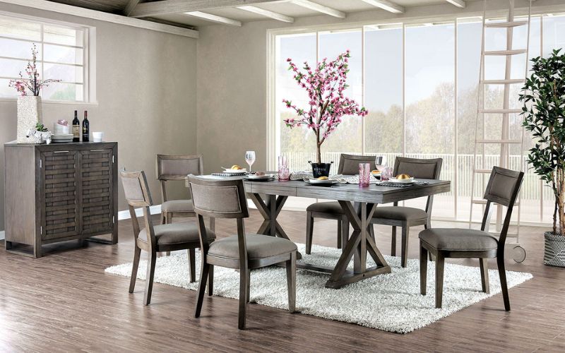 Phòng ăn đẹp hiện đại, bàn ghế ăn bằng gỗ, nhấn điểm chậu hoa để bàn 